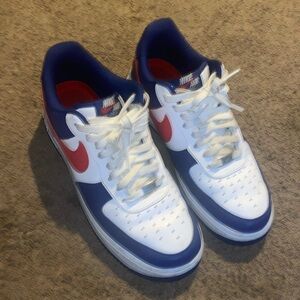 Shoes air forces size 9.5